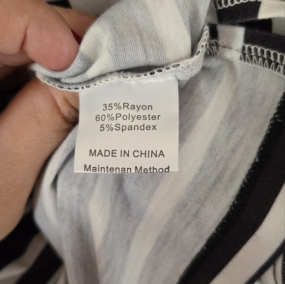 Mirol Black and White Striped Top Medium - Picture 4 of 5
